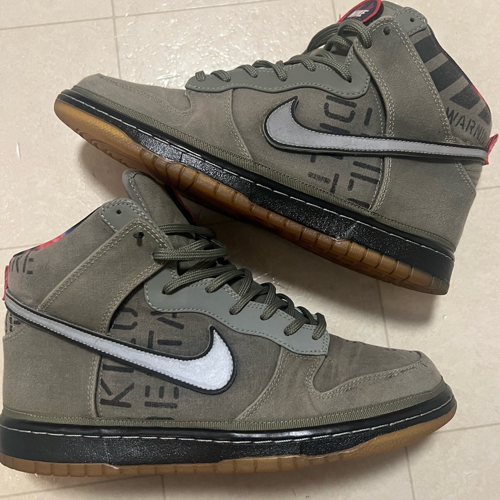 Nike dunk QS galaxy